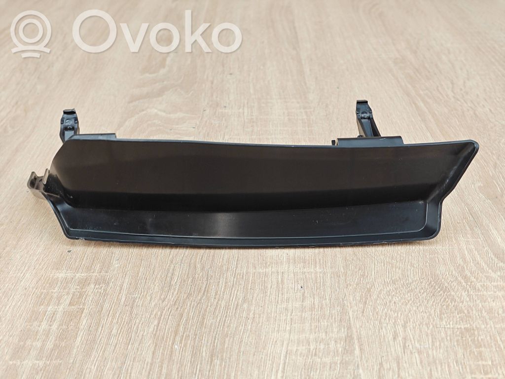 BMW X6 G06 Kratka wentylacyjna pod zderzakiem tylnym 