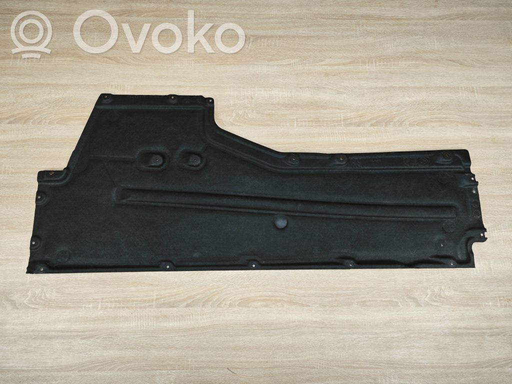 BMW 8 G16 Osłona środkowa podwozia 