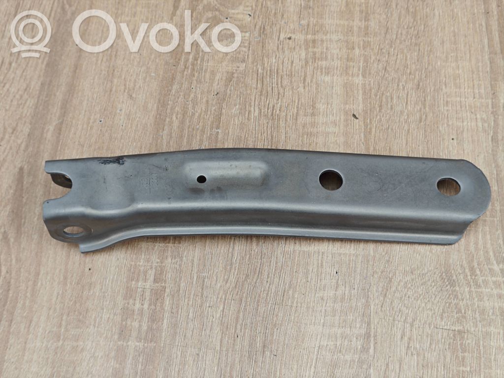 Lenkgetriebe   6895076