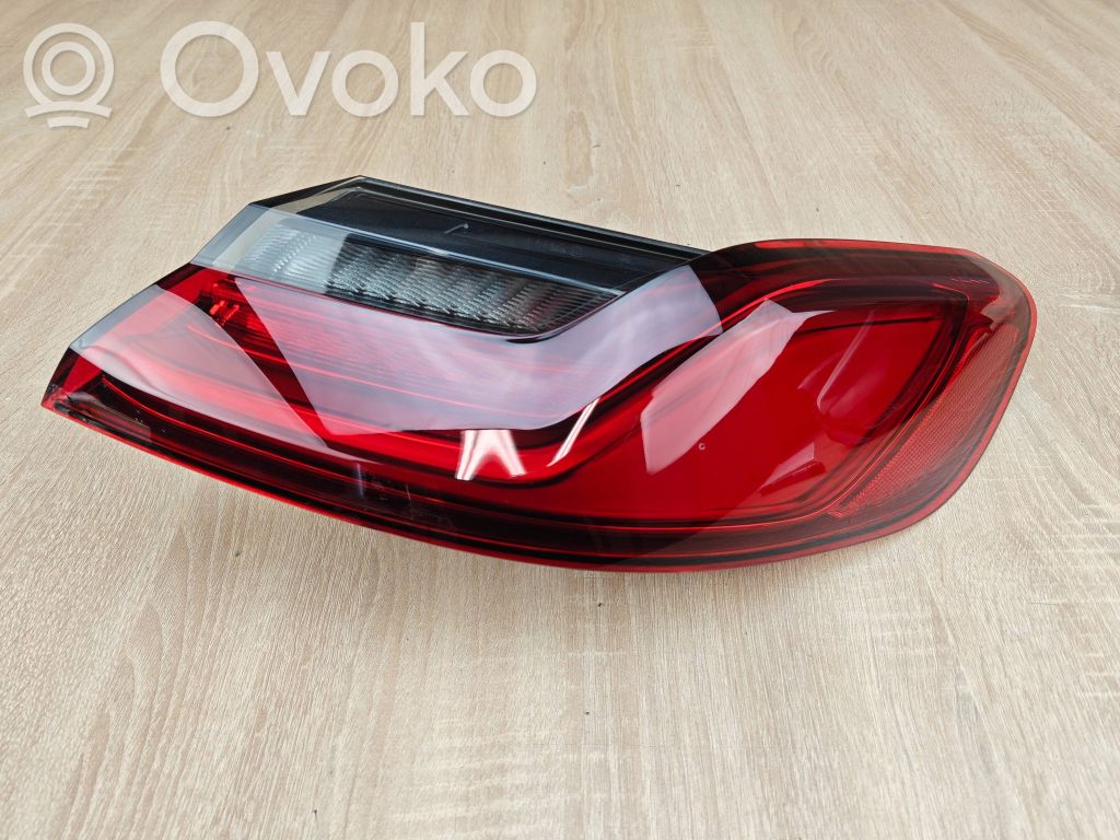 BMW 8 G16 Lampa tylna 