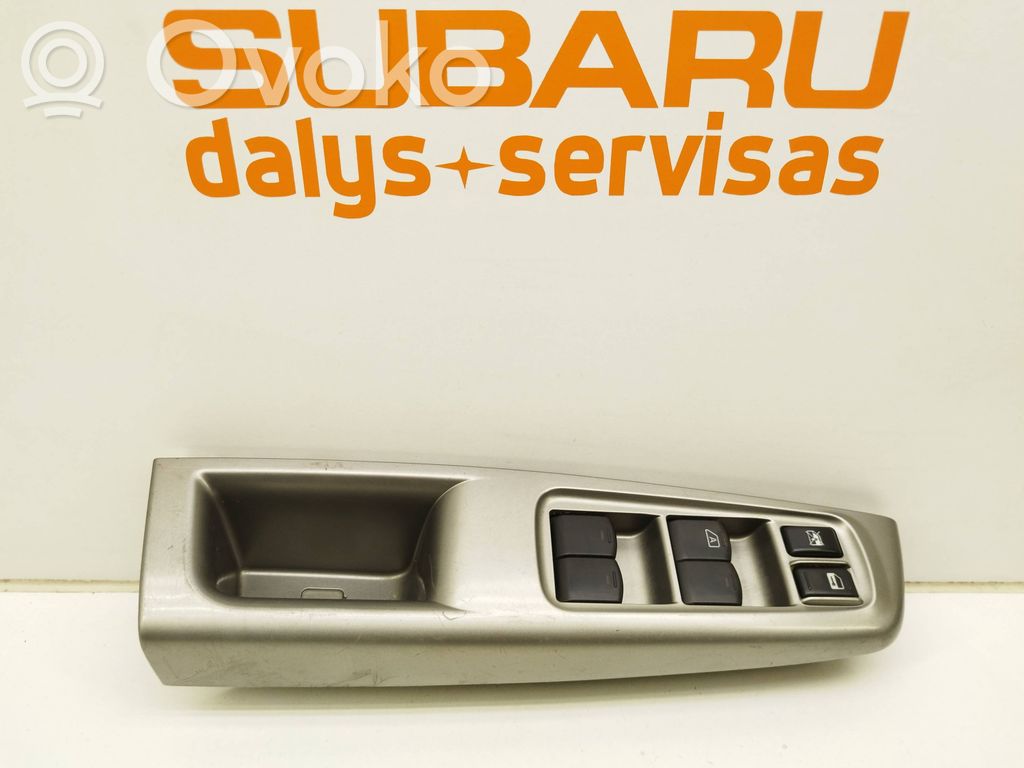 Subaru Forester SH Electric window control switch 