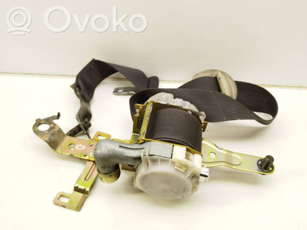 Subaru Legacy Cinturón delantero 