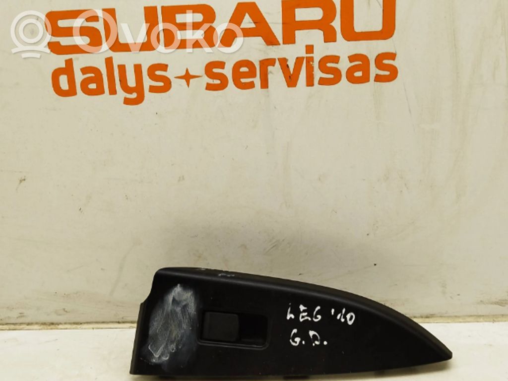 Subaru Legacy Electric window control switch 