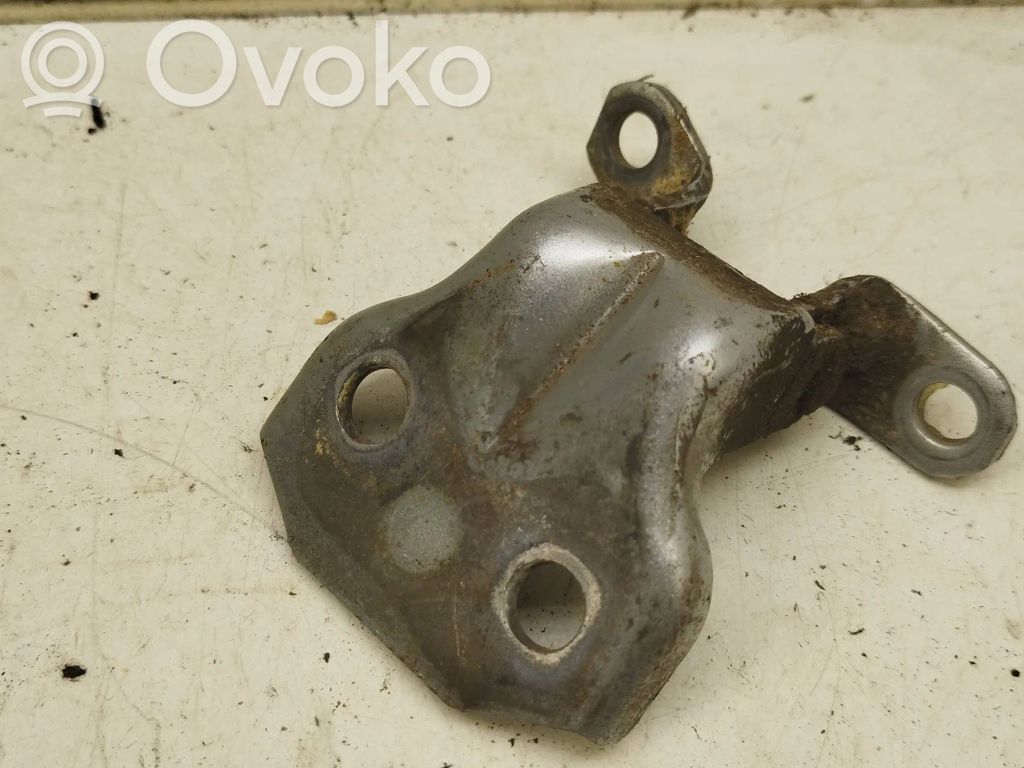 Subaru Impreza III Front door upper hinge 