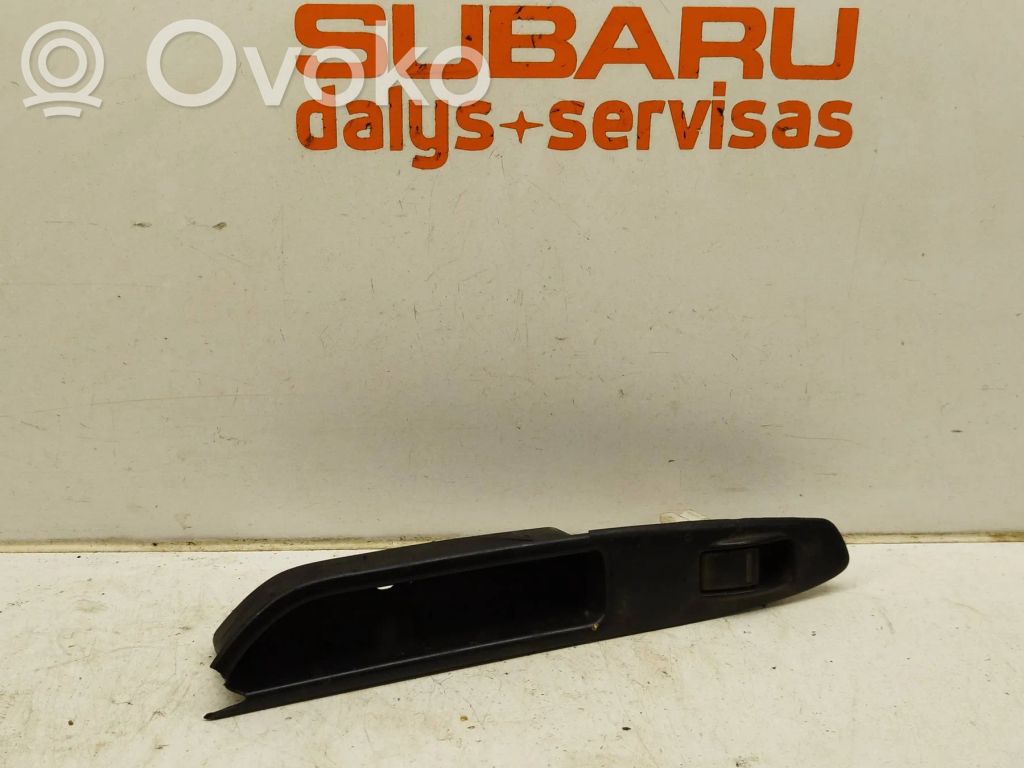 Subaru Forester SG Electric window control switch 