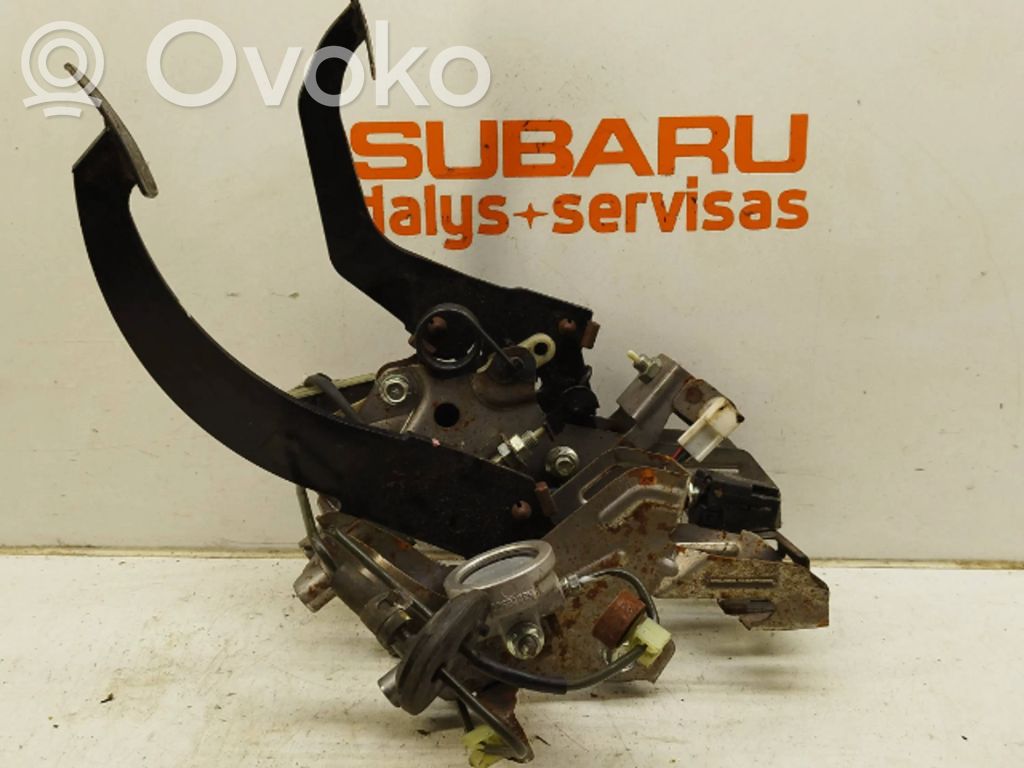 Pedal assembly   15647592,120092425