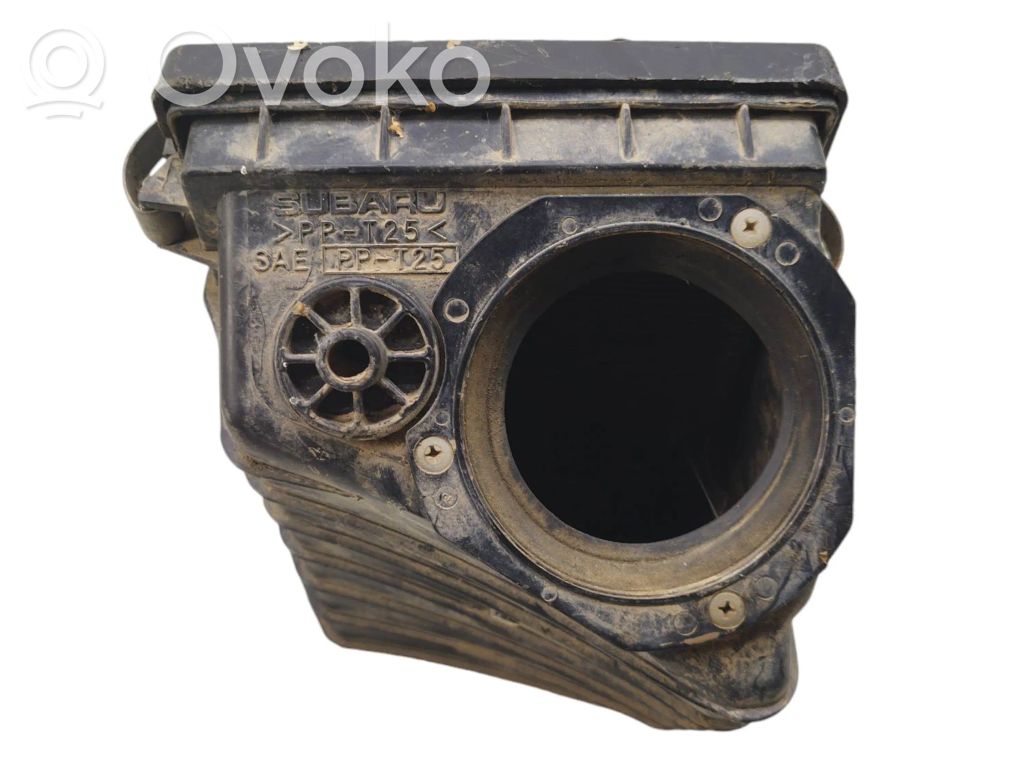 Subaru Impreza II Oro filtro dėžė 