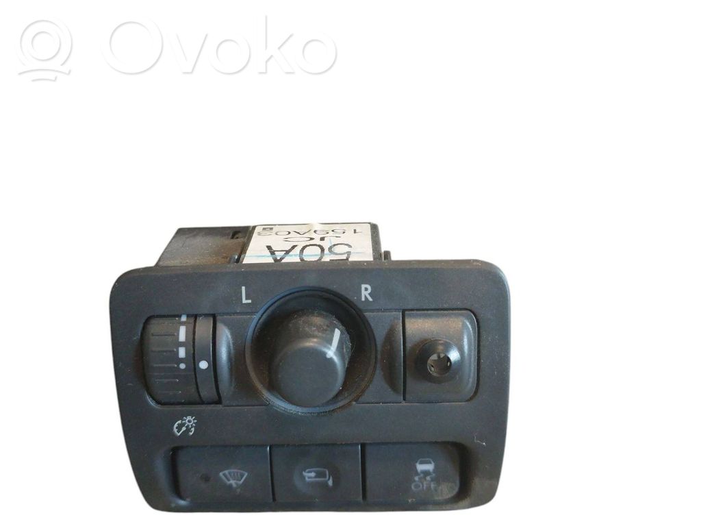 Wing mirror switch   159A03