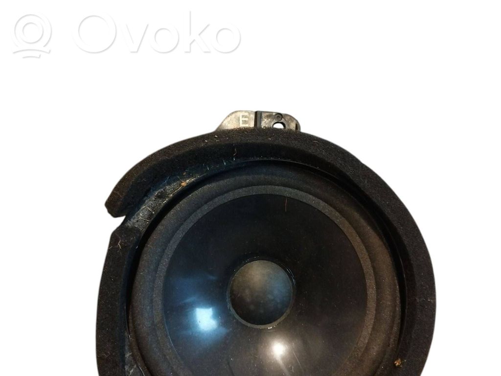 Subaru Forester SH Altavoz de la puerta delantera 