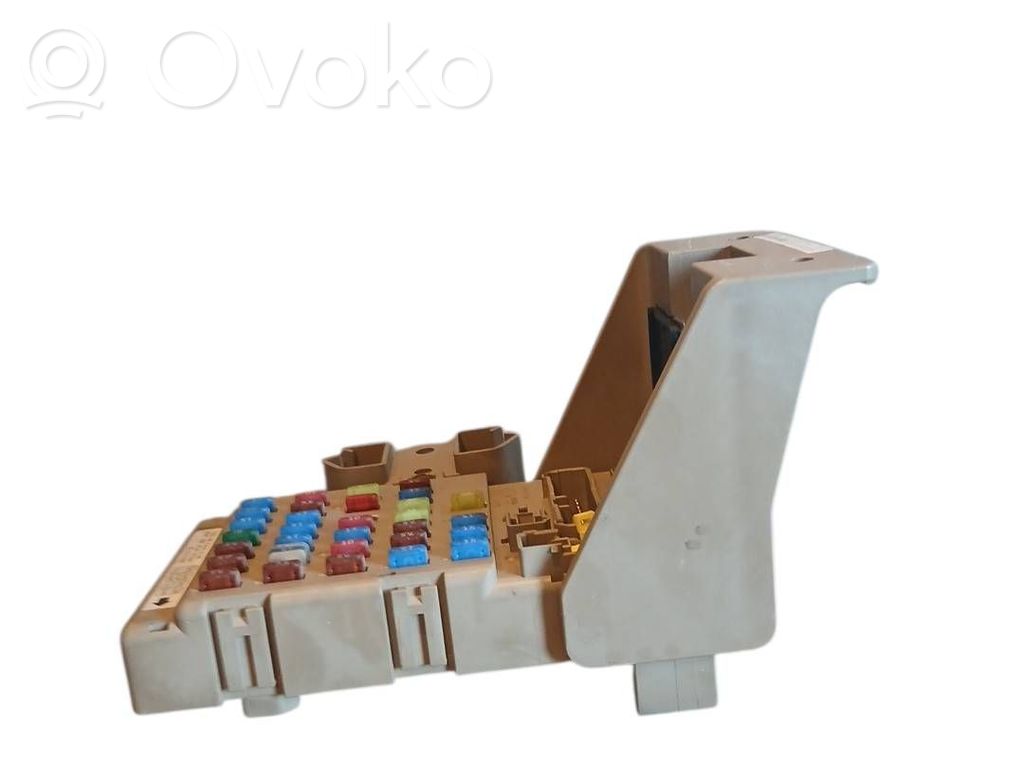 Subaru Legacy Fuse module 