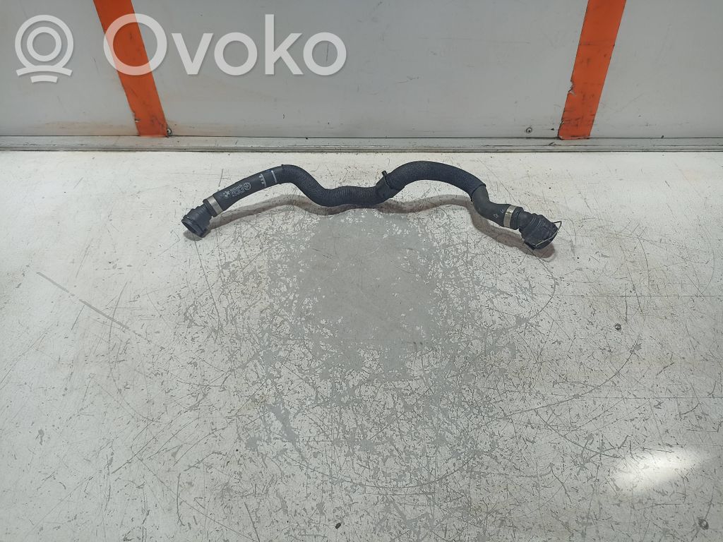 BMW X1 U11 Kühlleitung / Kühlschlauch 