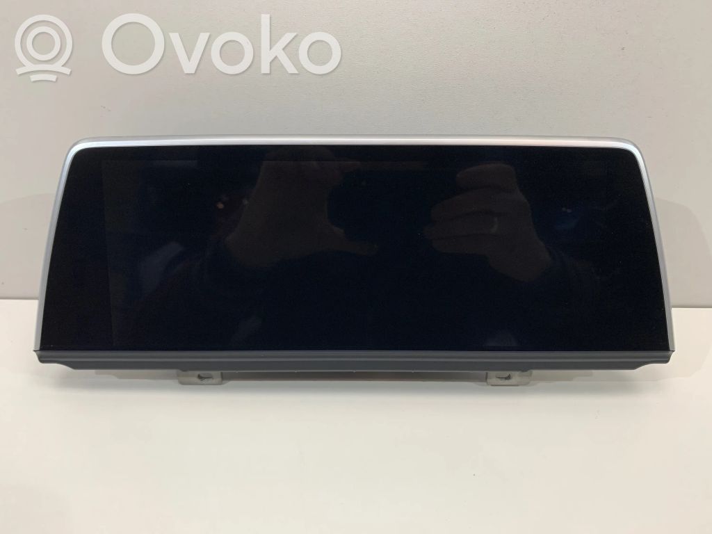 BMW 7 G11 G12 Monitor / wyświetlacz / ekran 