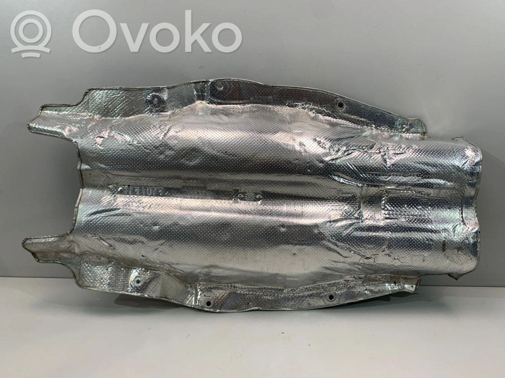 BMW 5 F10 F11 Protección térmica del escape 