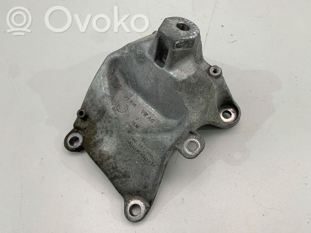 Audi A5 Engine mounting bracket 