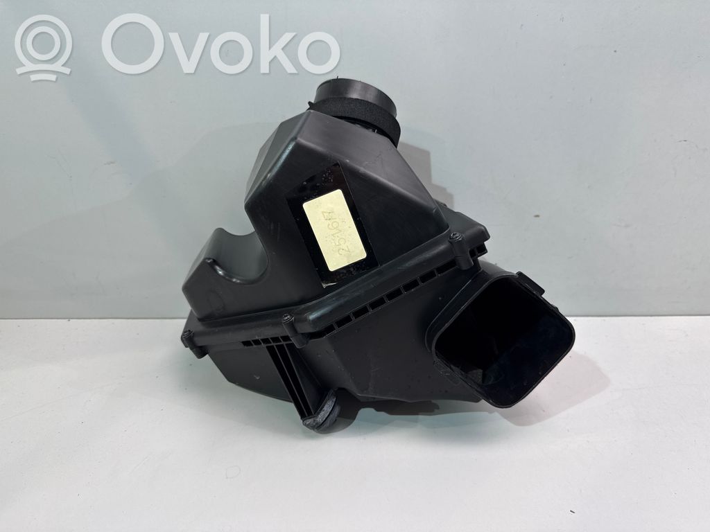 BMW 5 G30 G31 G38 Obudowa filtra powietrza 