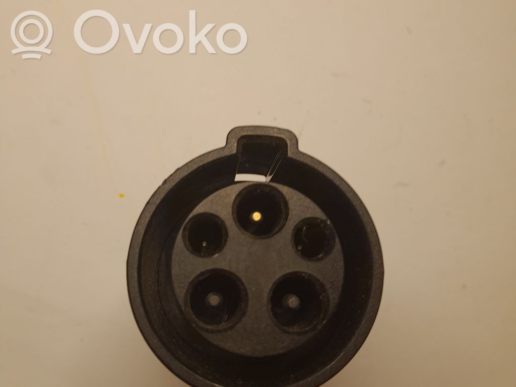 Tesla Model 3 Pakrovėjas akumuliatorius (papildomas) 