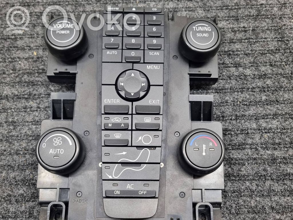Panel klimatyzacji   8697670,19206,04W20T