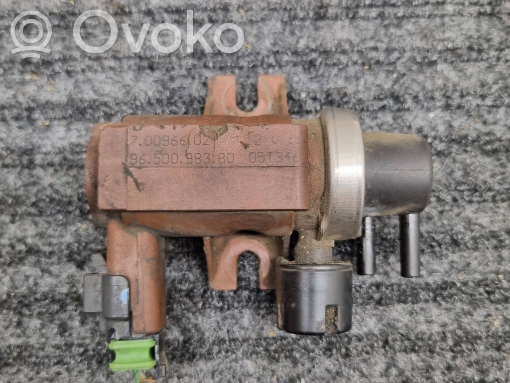 Volvo V50 Solenoīda vārsts 