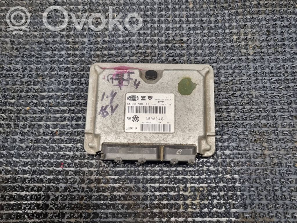 Volkswagen Golf IV Engine control unit/module 