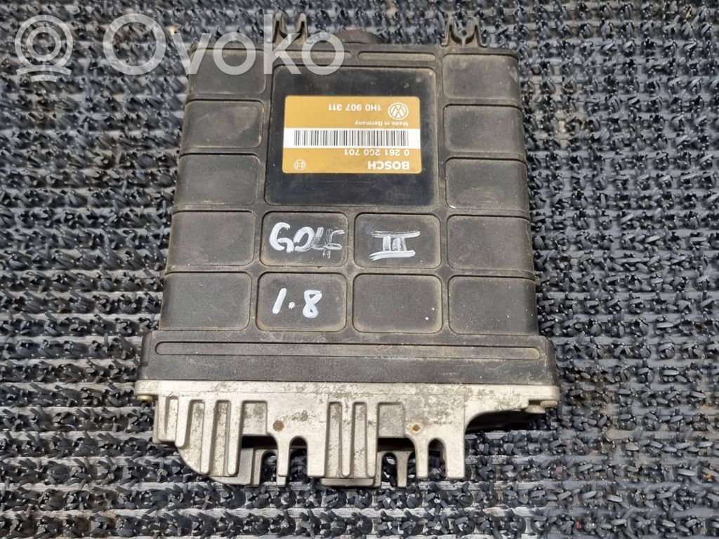 Volkswagen Golf III Engine control unit/module 