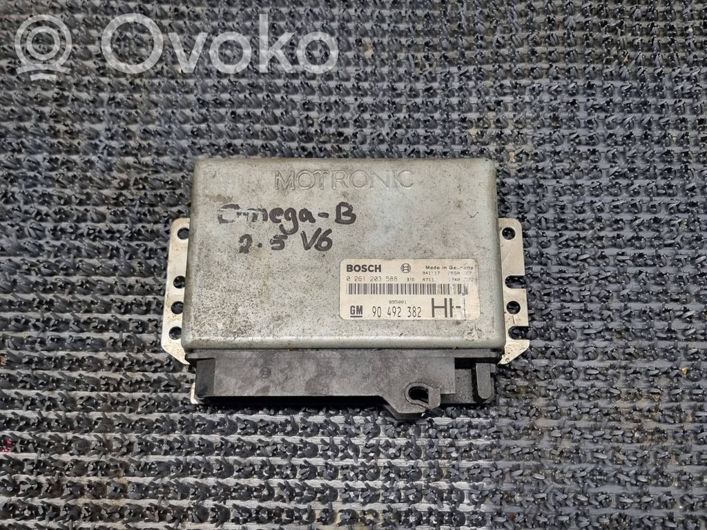 Opel Omega B1 Engine control unit/module 