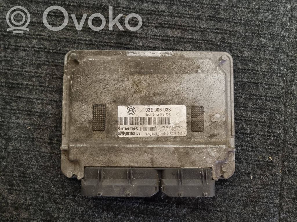 Skoda Fabia Mk2 (5J) Engine control unit/module 