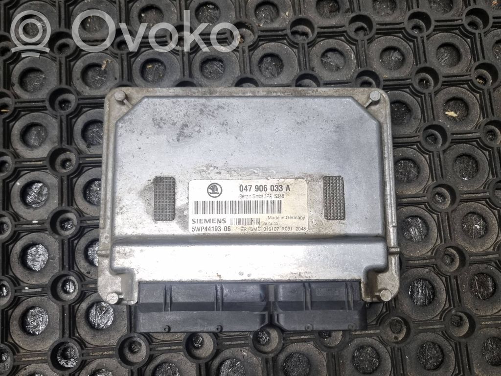Skoda Fabia Mk1 (6Y) Engine control unit/module 