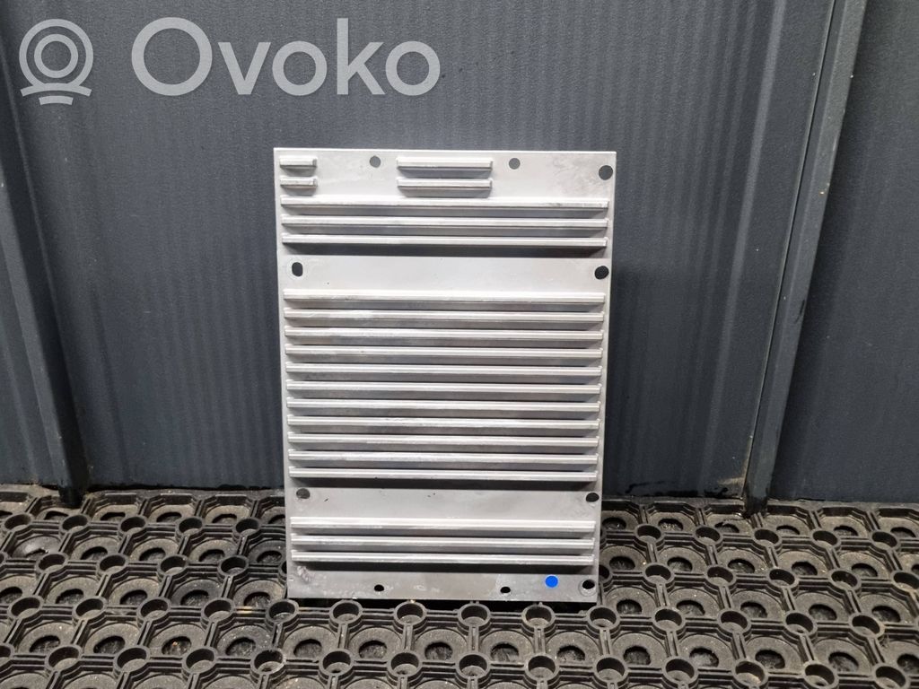 Volvo C30 Garso stiprintuvas 