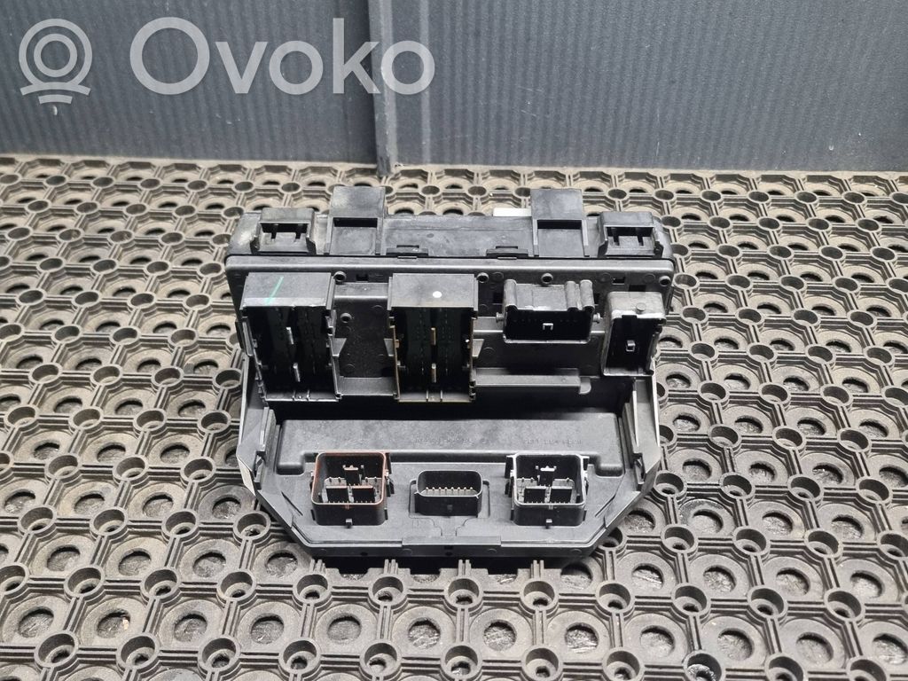 Chrysler Grand Voyager V Fuse module 