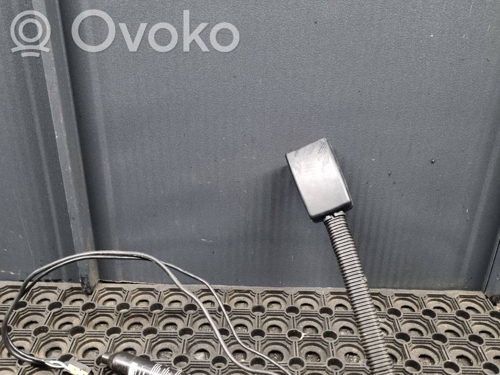 BMW 7 E65 E66 Sagtis diržo priekinė 