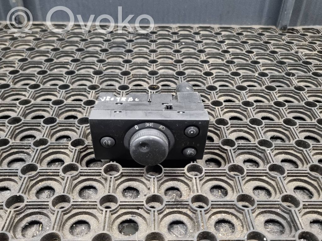 Opel Vectra C Light switch 