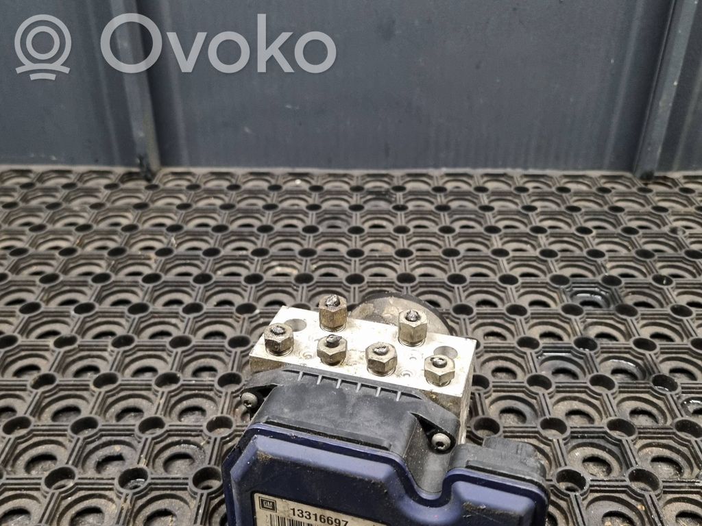 Opel Insignia A ABS bloks 