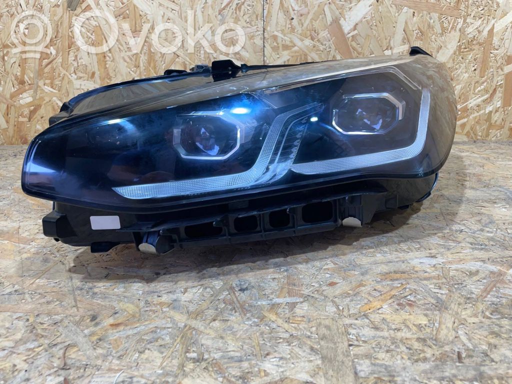 BMW 2 Active Tourer U06 Lampa przednia 