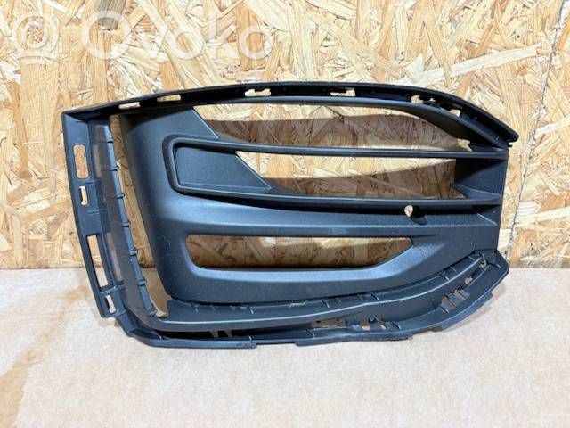 BMW 1 F40 Front bumper mounting bracket 