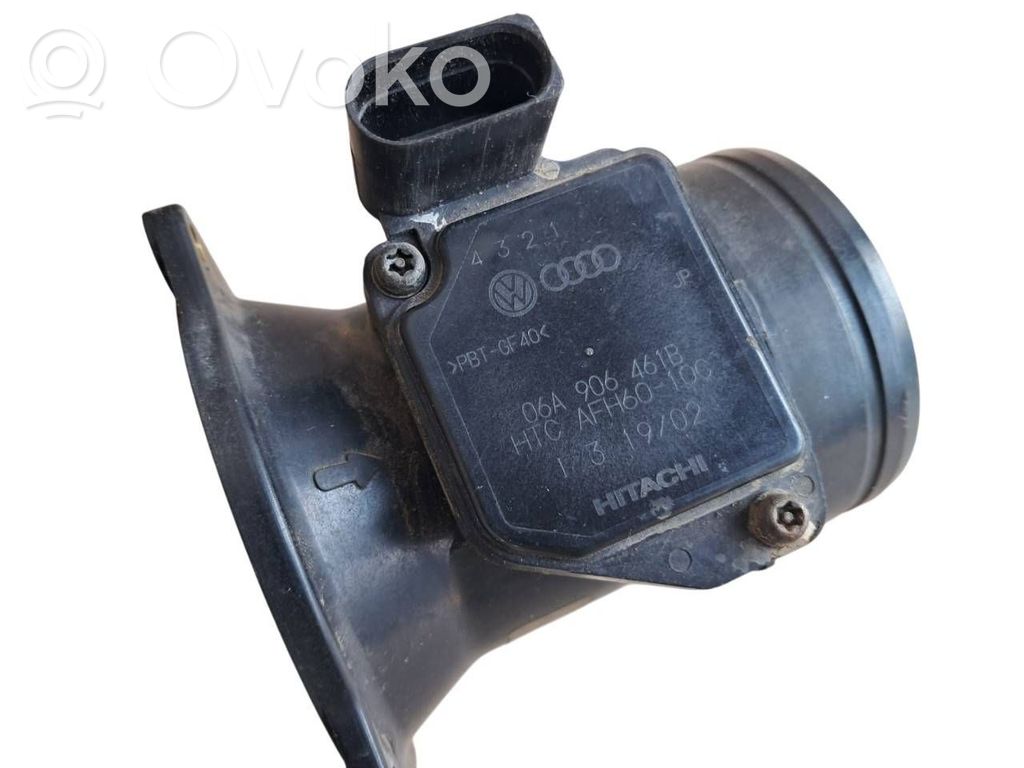Volkswagen Golf IV Mass air flow meter 