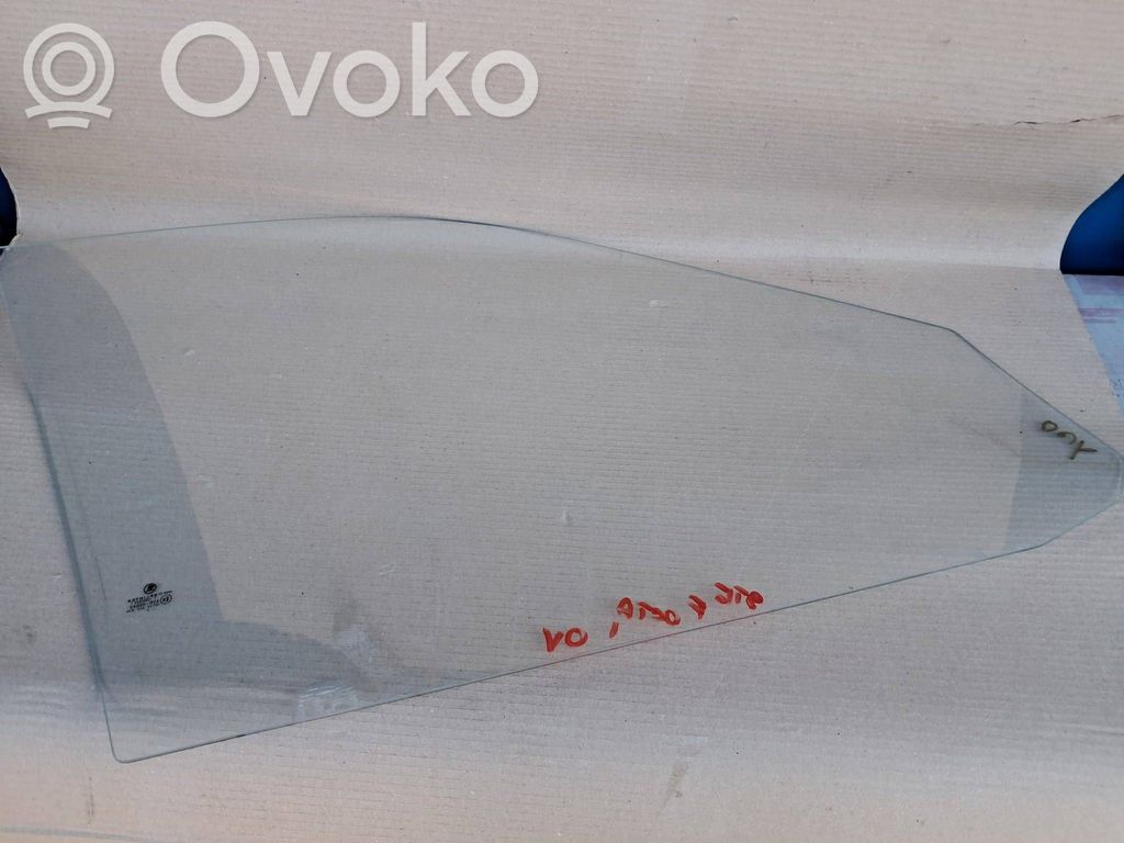 Skoda Octavia Mk1 (1U) Front door window glass four-door 