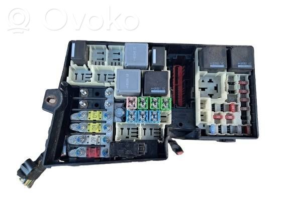 Ford C-MAX I Saugiklių dėžė (komplektas) 
