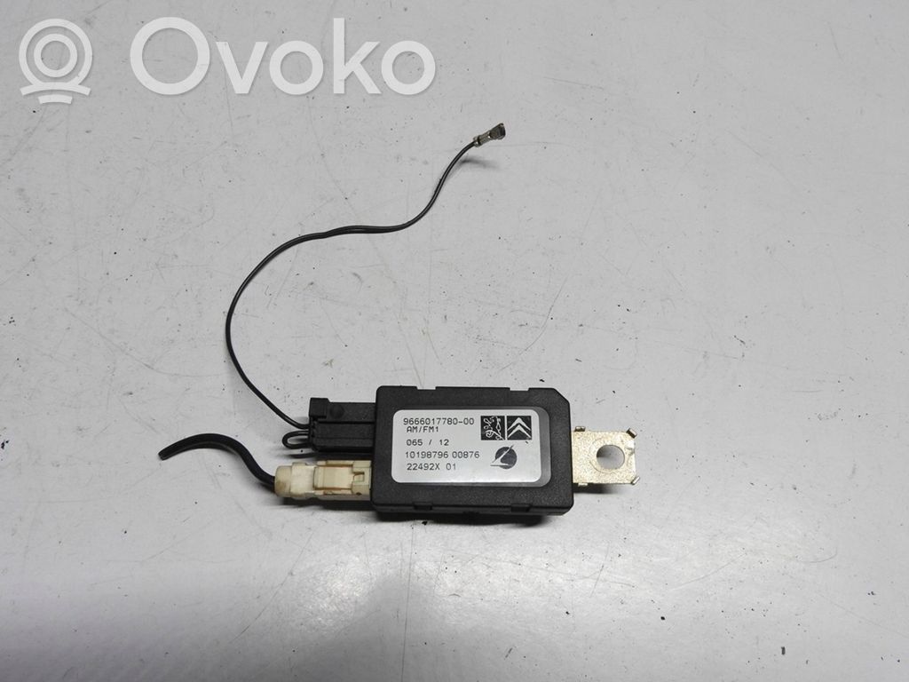 Citroen DS4 Antenos stiprintuvas 