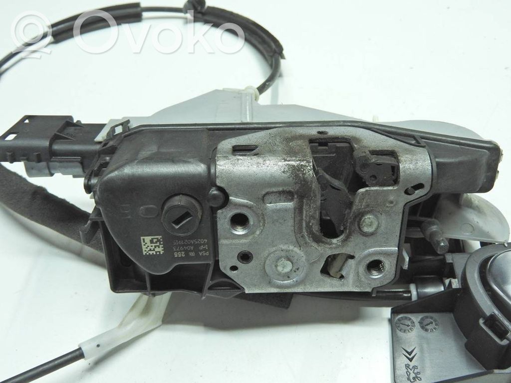 Citroen DS3 Front door lock 