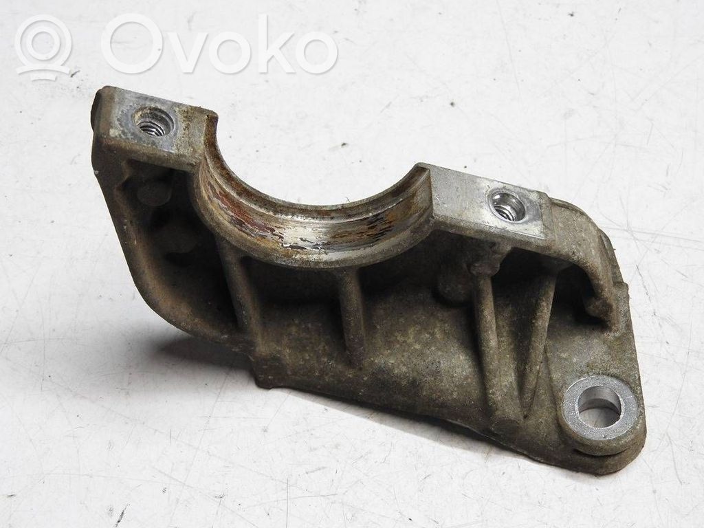 Renault Clio IV Engine mounting bracket 
