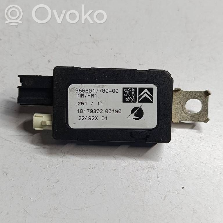 Citroen DS4 Antenos stiprintuvas 