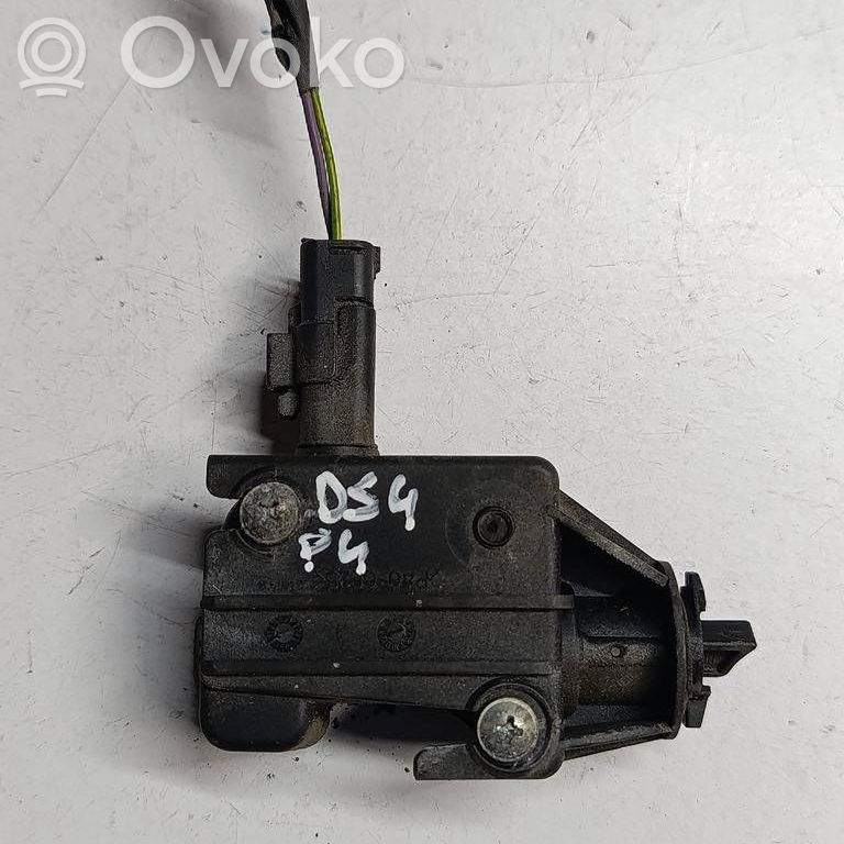 Citroen DS4 Fuel tank cap lock motor 