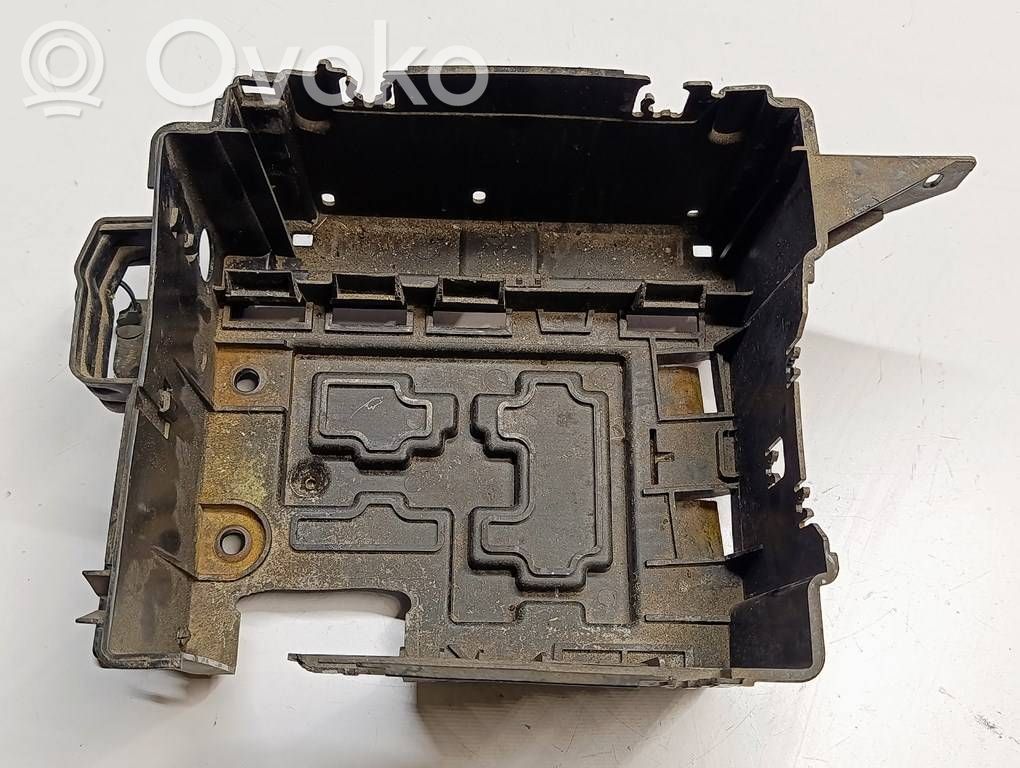 Citroen DS3 Battery box tray 