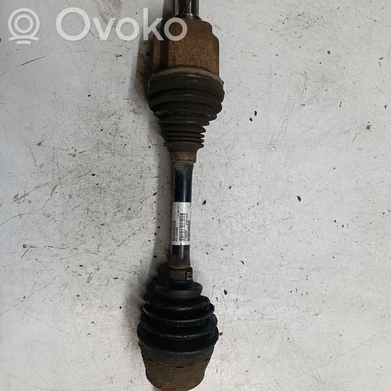 Volvo V40 Priekinis pusašis 