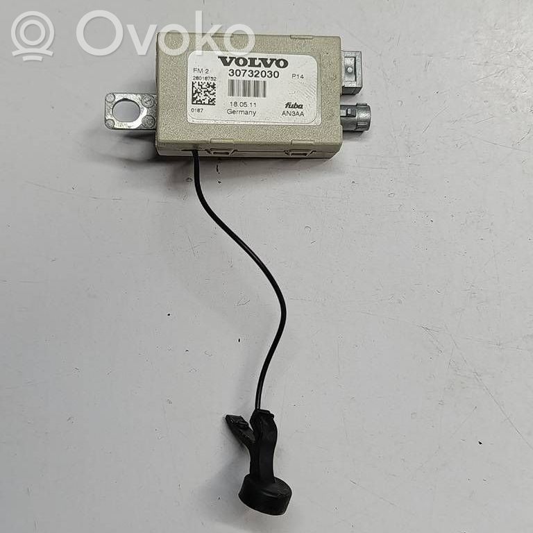 Volvo C30 Antenos stiprintuvas 