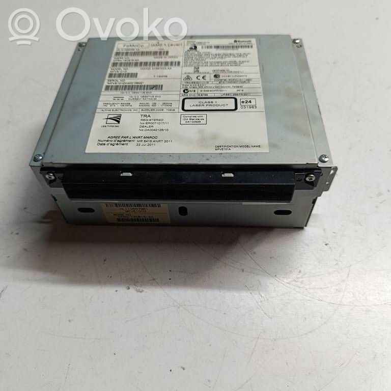 Volvo V40 Radio / CD/DVD atskaņotājs / navigācija 