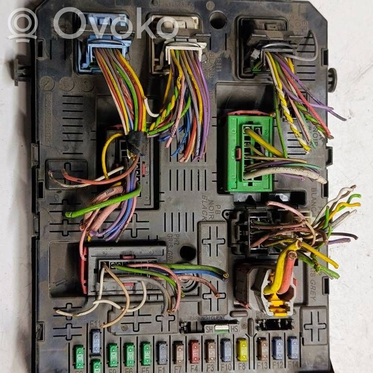 Citroen C4 I Comfort/convenience module 