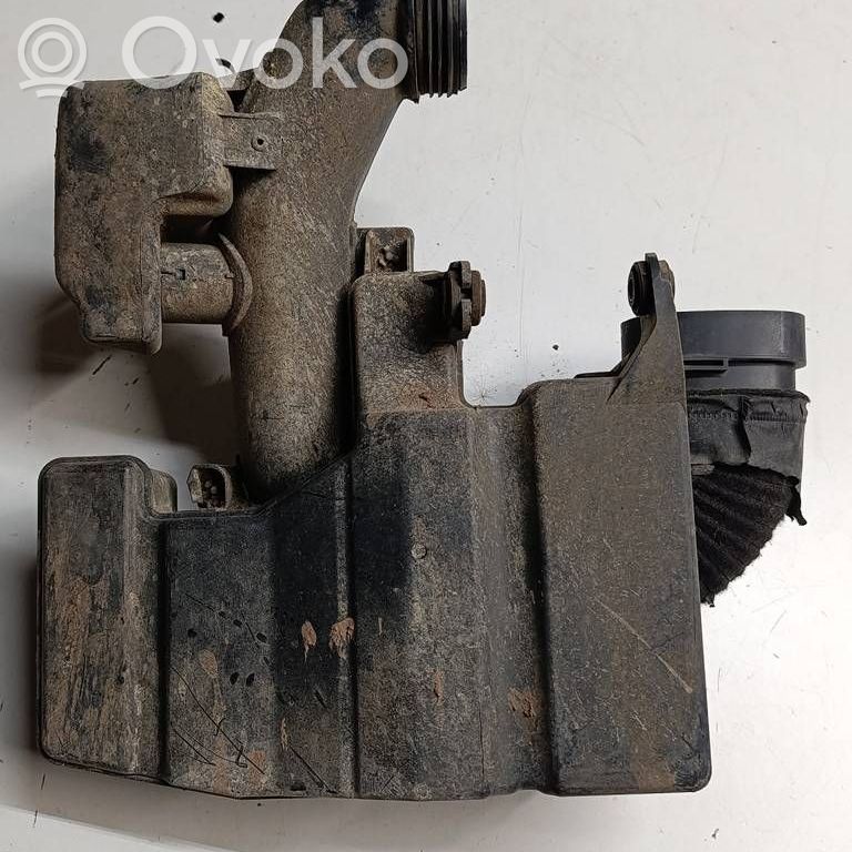 Hyundai i30 Intake resonator 