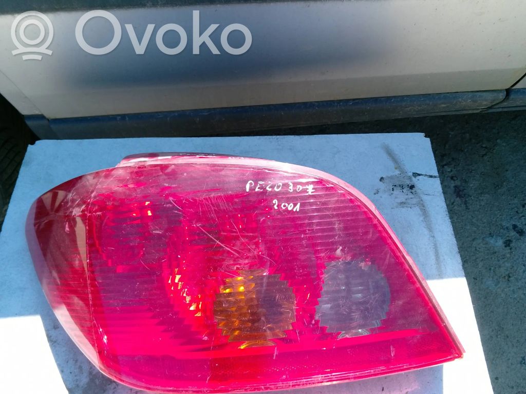 Peugeot 307 Aizmugurējais lukturis virsbūvē 