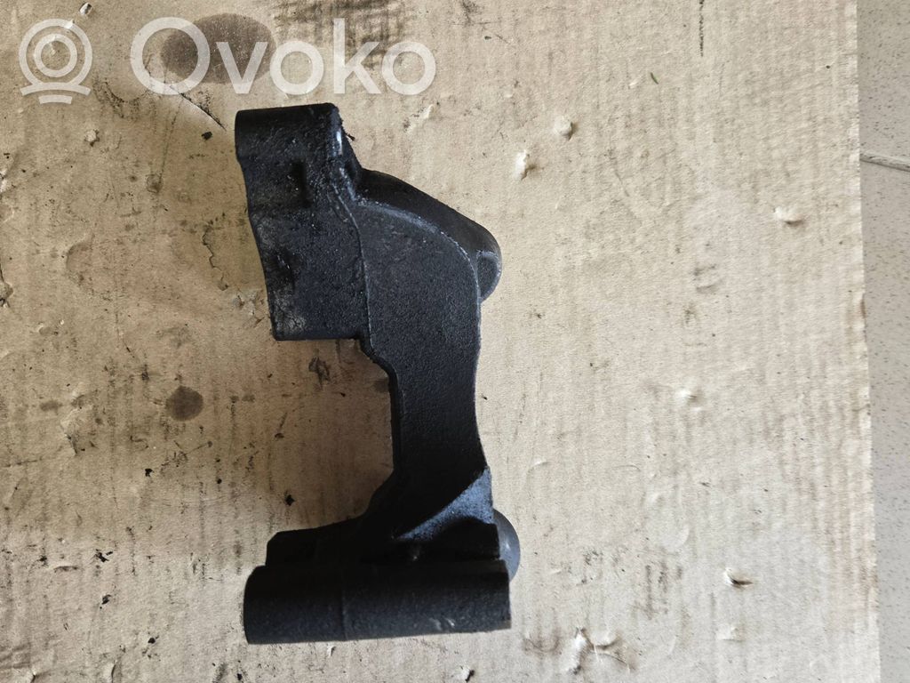 Ford Galaxy Engine mounting bracket 